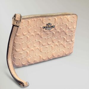 Coach 3-D Leather Signature Corner Zip Wristlet Light Pink Peach